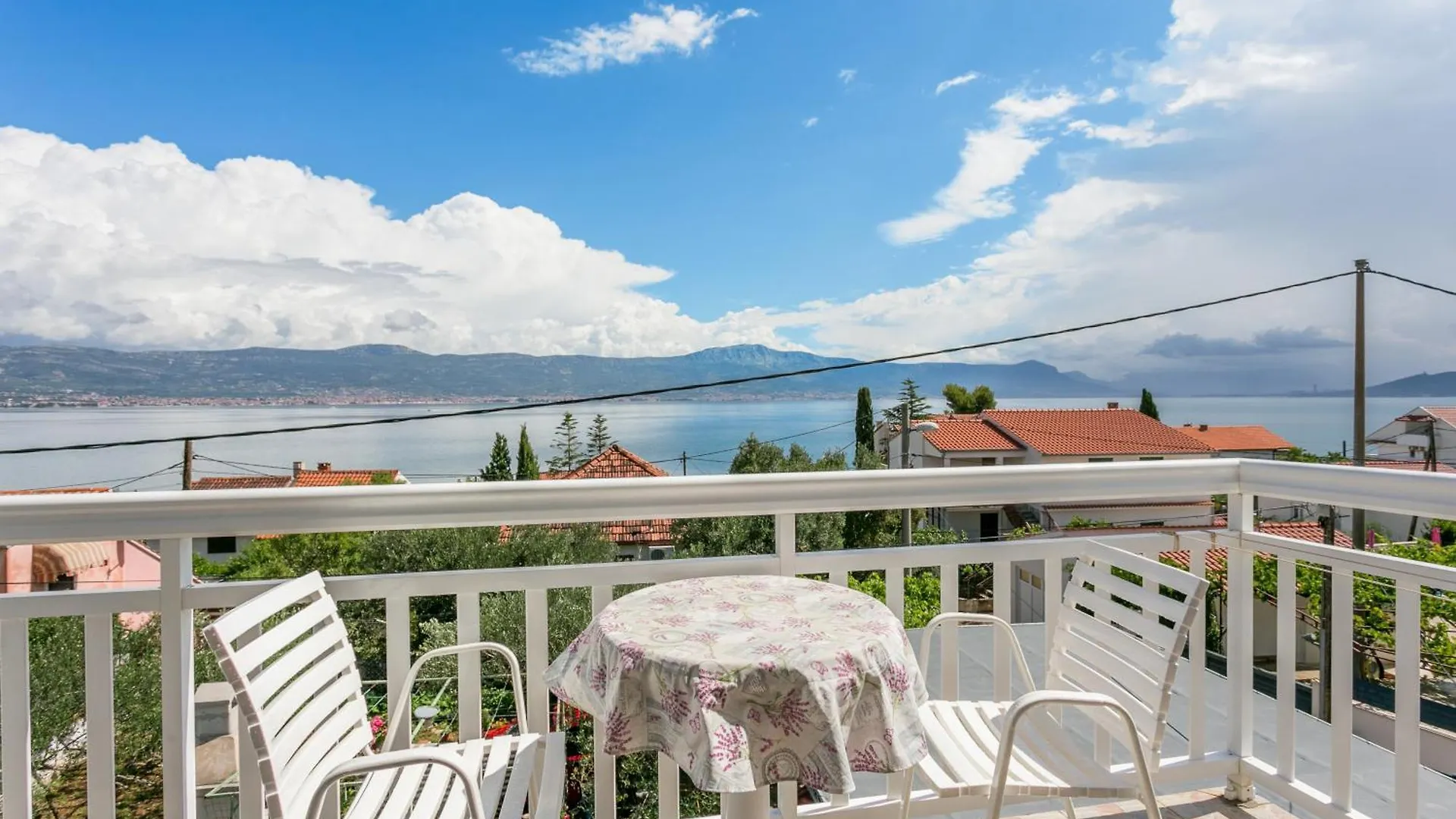 Apartments By The Sea Slatine, Ciovo - 6000  Slatine